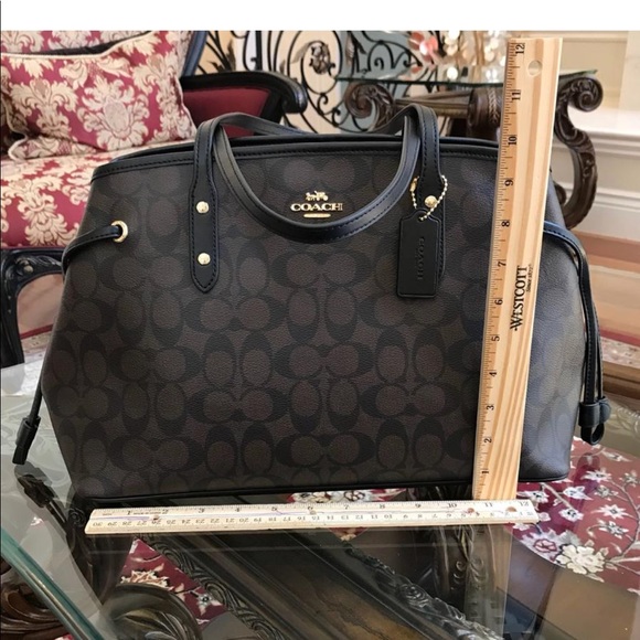 Authentic Coach drawstring handbag&wallet set - Picture 4 of 8